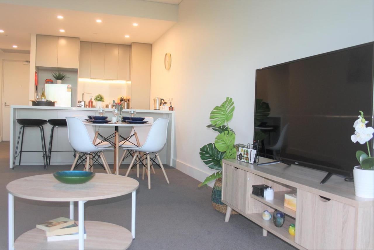 Stunning Views Sydney Olympic Park Apartment Luaran gambar